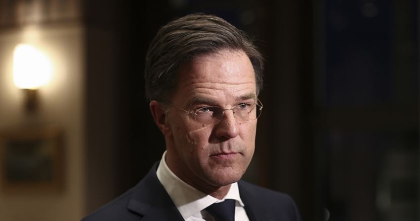 Rutte: Ukrayna’ya hava saldırıları barbarca