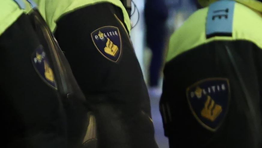 Hollanda’da Polis çalışanlarının maaşlarına yüzde 10’a yakın zam geliyor