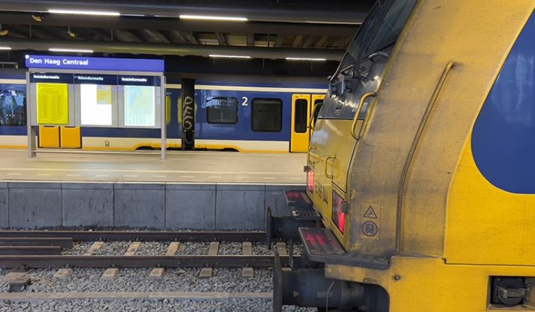 Hollanda’da sefer sırasında tren makinisti öldü