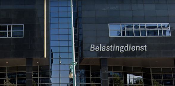 Hollanda Vergi Dairesi, sosyal yardım skandalına rağmen hala popülermiş