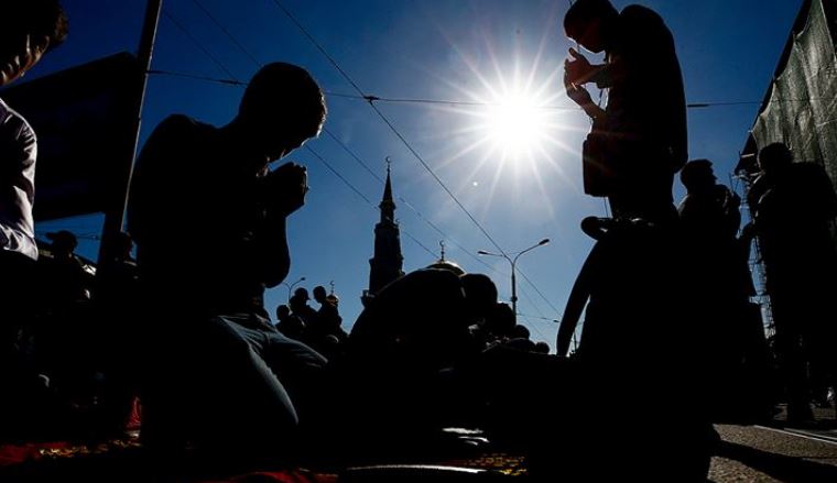 Hollanda’da yeni skandal: Sosyal İşler Bakanlığı gizlice Müslümanları araştırmış