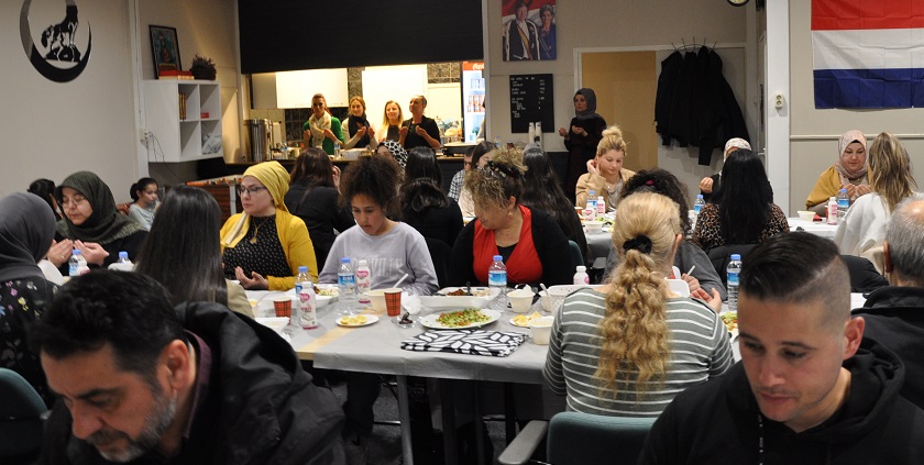 Hollanda Türk Federasyon’dan kucaklaşmaya vesile olan bir iftar programı daha