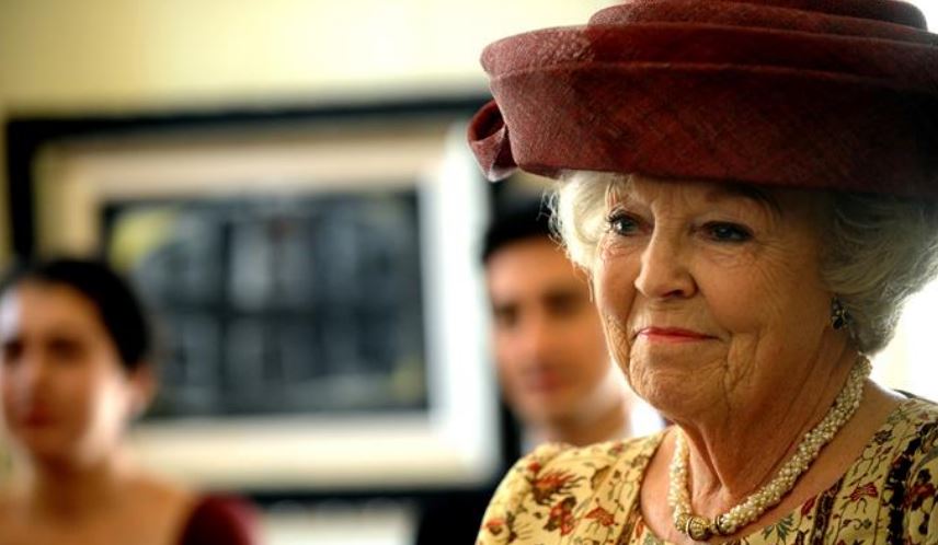 83. doğum gününü kutlayan Hollanda Prensesi Beatrix aşı olacak mı?