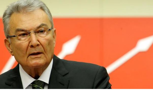 Deniz Baykal hayatını kaybetti