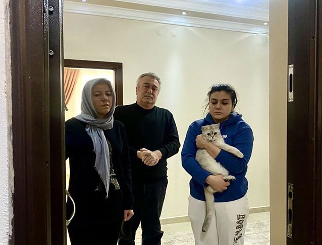 Gurbetçiler evlerinin kapılarını depremzedelere açmaya başladı