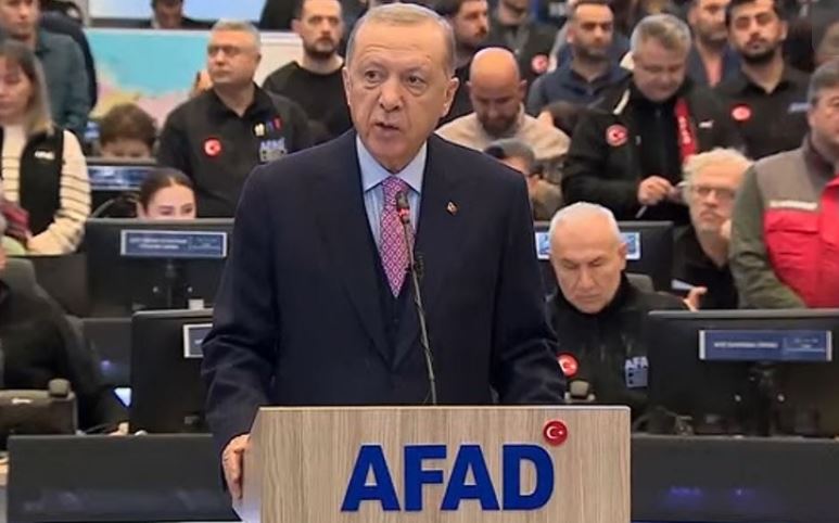 Acımız büyük: 912 vatandaşımız depremde hayatını kaybetti -video haber-
