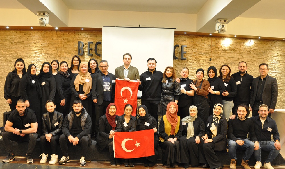 Hollanda İHH’dan depremzedelere kahvaltılı dayanışma desteği