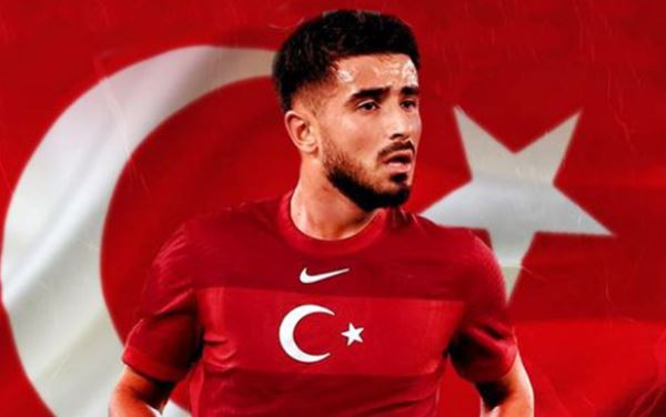 Hollanda doğumlu Naci Ünüvar milli takım tercihini duyurdu