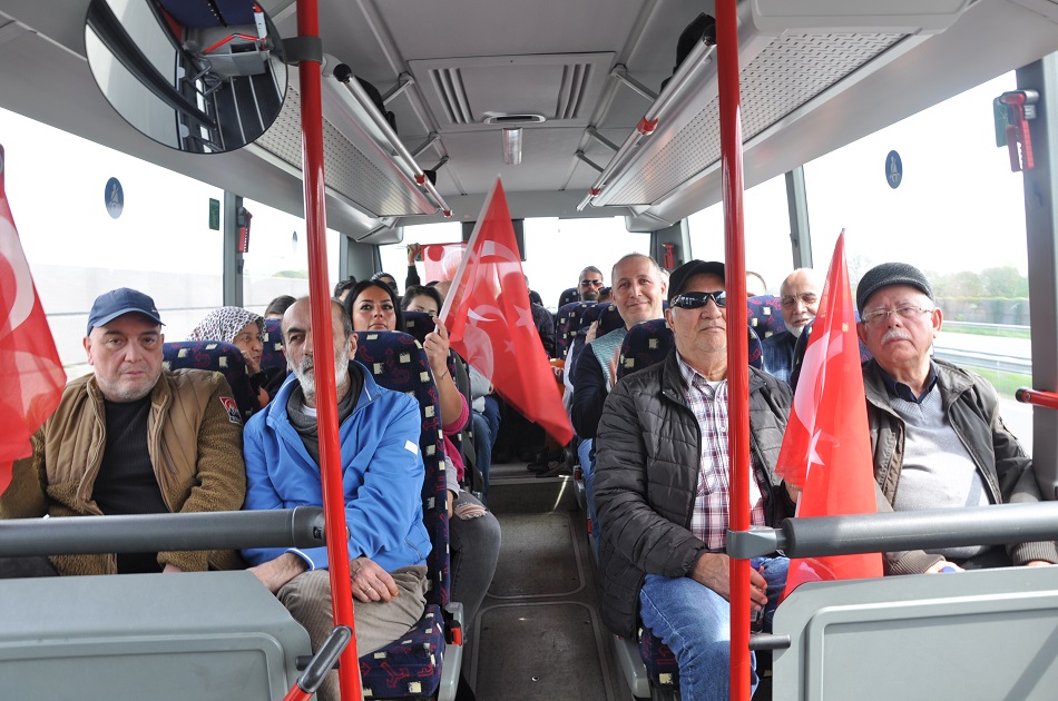 Hollanda’da gurbetçiler seçim sandıklarına akın etti