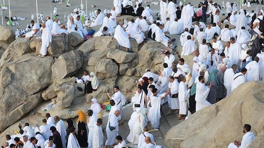 Hacı adaylarının Arafat yolculuğu başlıyor