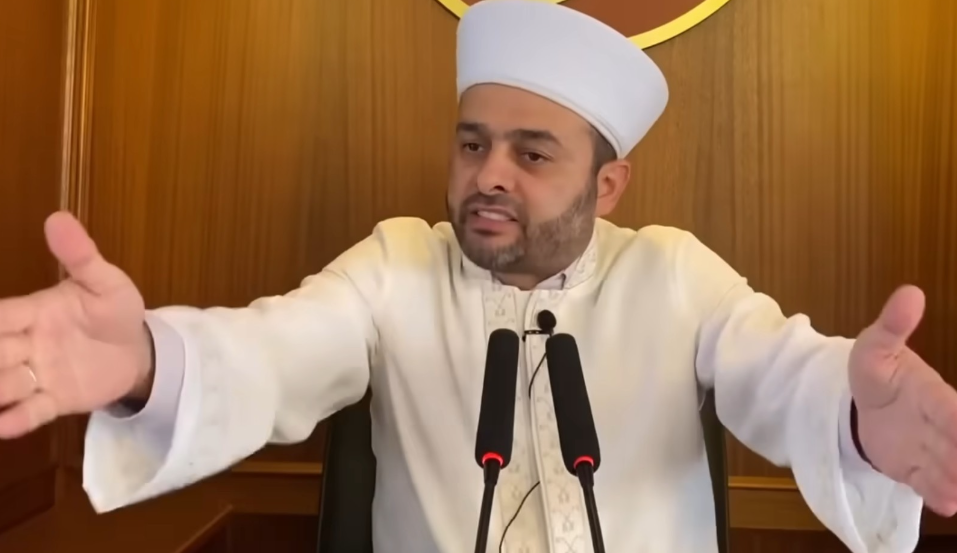 Halil Konakçı Hoca, Fatih Altaylı ve Uğur Dündar’ı rezil etti