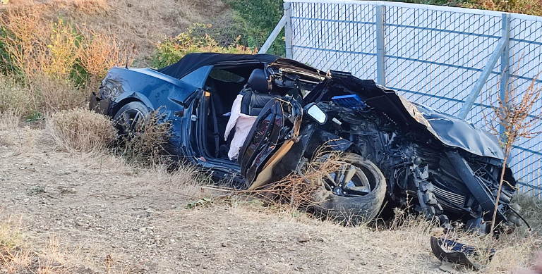 240 km hız yapan gurbetçi kaza yaptı: 3 ölü 3 yaralı