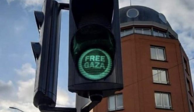 Belçika’da trafik ışıklarında “Stop İsrael- Free Gaza” yazdığı iddiası