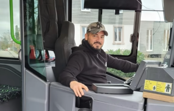 Otobüs şoförü gurbetçi bir Almanın hayatını kurtardı