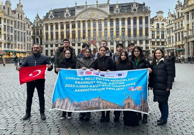 corum-imam-hatip-lisesi-hollanda