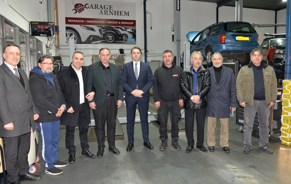 Deventer Başkonsolosu M. Hakan Cengiz Türk esnafları ziyarete devam ediyor