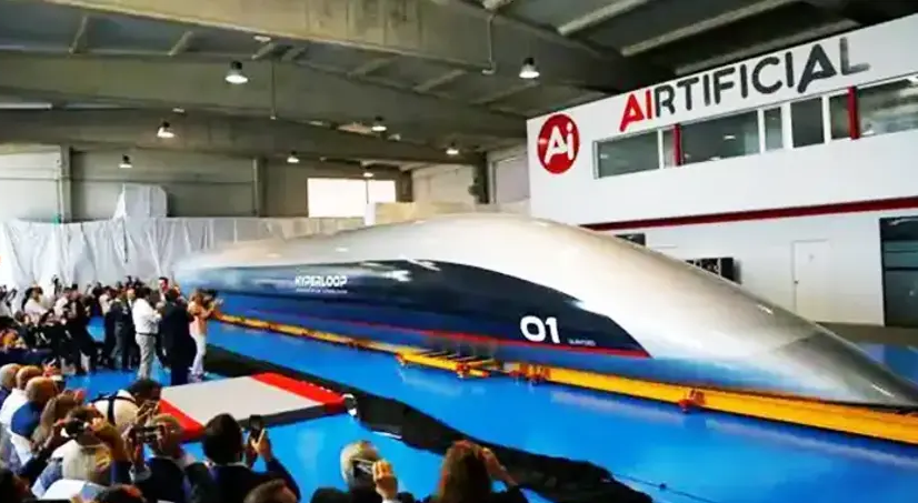 Uçaktan daha hızlı giden tren tesisi Hollanda’da açıldı