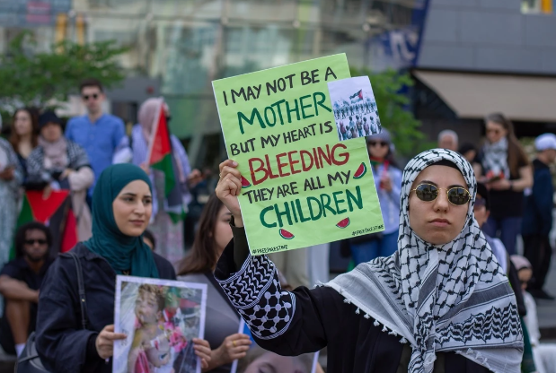 anne-israil-protesto