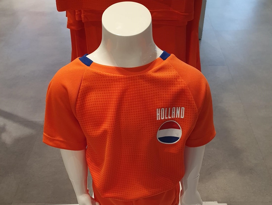 hollanda-milli-formasi-satilik