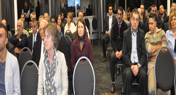 Kimlik, iletişim ve sosyal medyanın yansımaları Almelo’da ele alındı