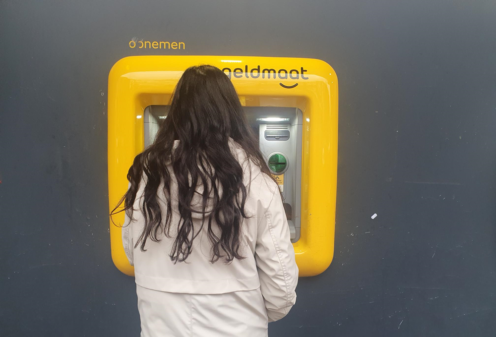 bankamatik-atm-hollanda-geld-para-2024-1