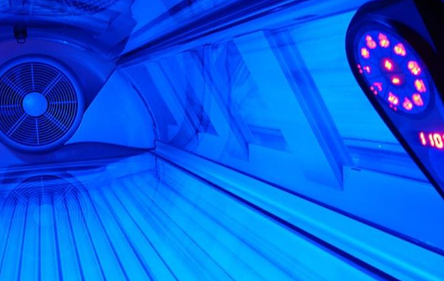 Hollanda’da bir kadın, solaryumda beklenmedik doğum yaptı