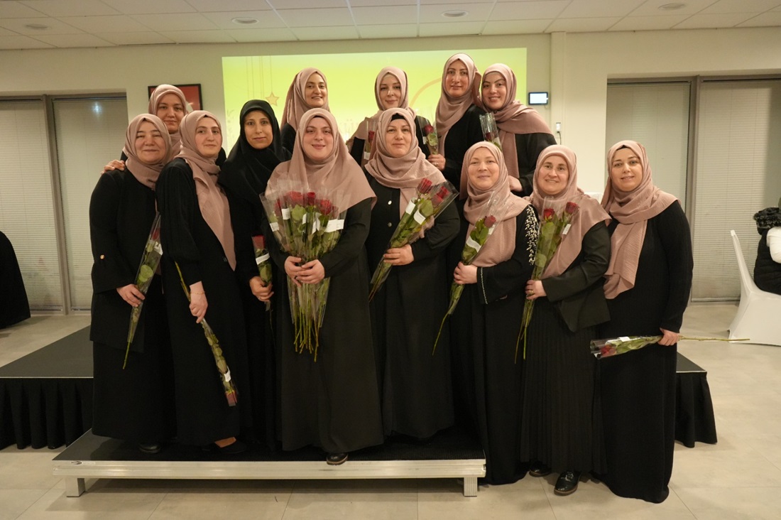 Hollanda’da HDV Kadın ve Aile Koordinatörlüğü’nden birlik ve beraberlik iftarı