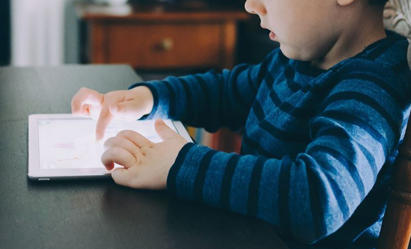 sosyal-medya-2025-cocuk-3