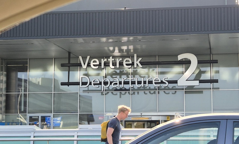 Schiphol’da kış felci: İptaller bilet piyasasını kilitledi