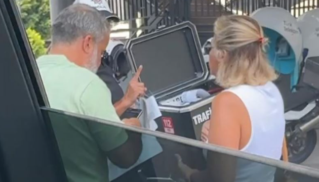 esinin-araci-turkiye-ceza