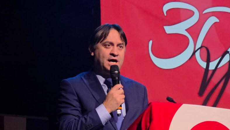 hoca-ahmed-yesevi-turk-kultur-ve-egitim-merkezi-30.yil-senligi-murat-gedik-2025-1