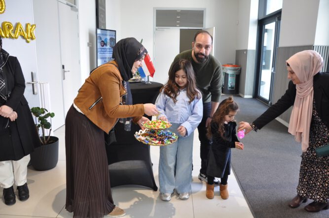 ramazan-bayrami-2026-almelo-yunus-emre-camii-2026-15