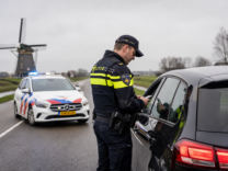hollanda-trafik-kontrol-polis-2026-1