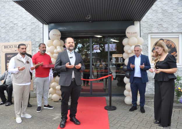 hengelo-bicici-slagerij-kasap-acilis-2026-1