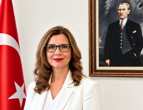 isinsu-topcuoglu-deventer-baskonsolosu-2026