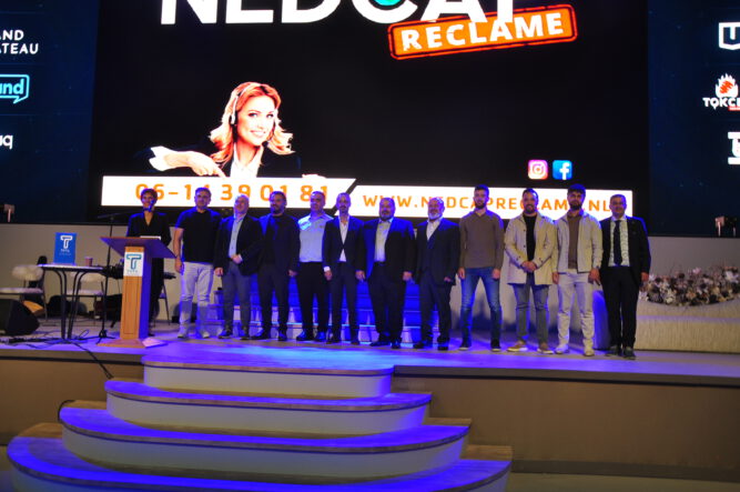 Hollanda’da Türk iş dünyası yapay zeka ile geleceği masaya yatırdı