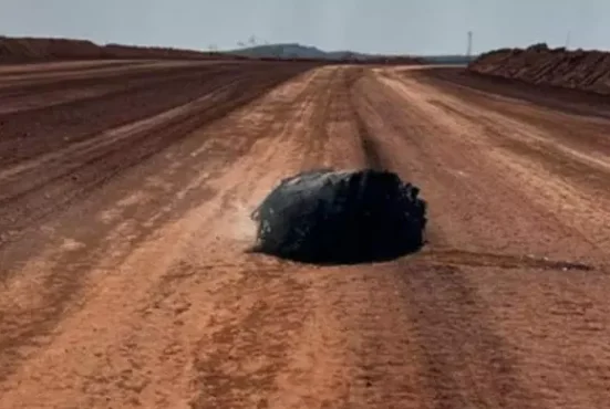 Uzaydan dünyaya düşen Gizemli Nesne, Avusturalya’yı ayağa kaldırdı..